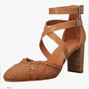 Lucky Brand Mollwin Heeled Pump in Latte Women’s Size 10 Leather.